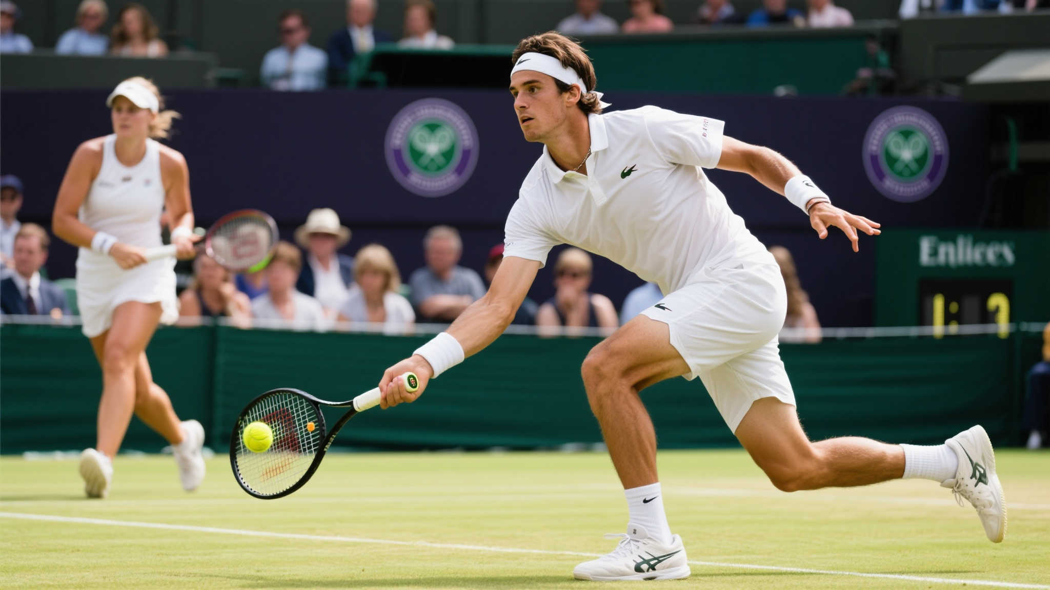 阿尔卡拉斯横扫草地决赛,成功问鼎女王杯豪取18连胜 每一场赛事,他都能迅速调整状态,从而占据优势。在今